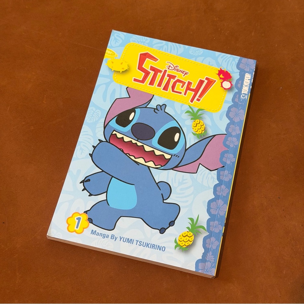 Disney Stitch Manga by Yumi Tsukirino